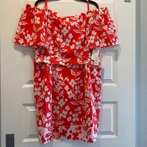 Eliza J off the shoulder shift dress with belt and pockets - Coral - Size 18